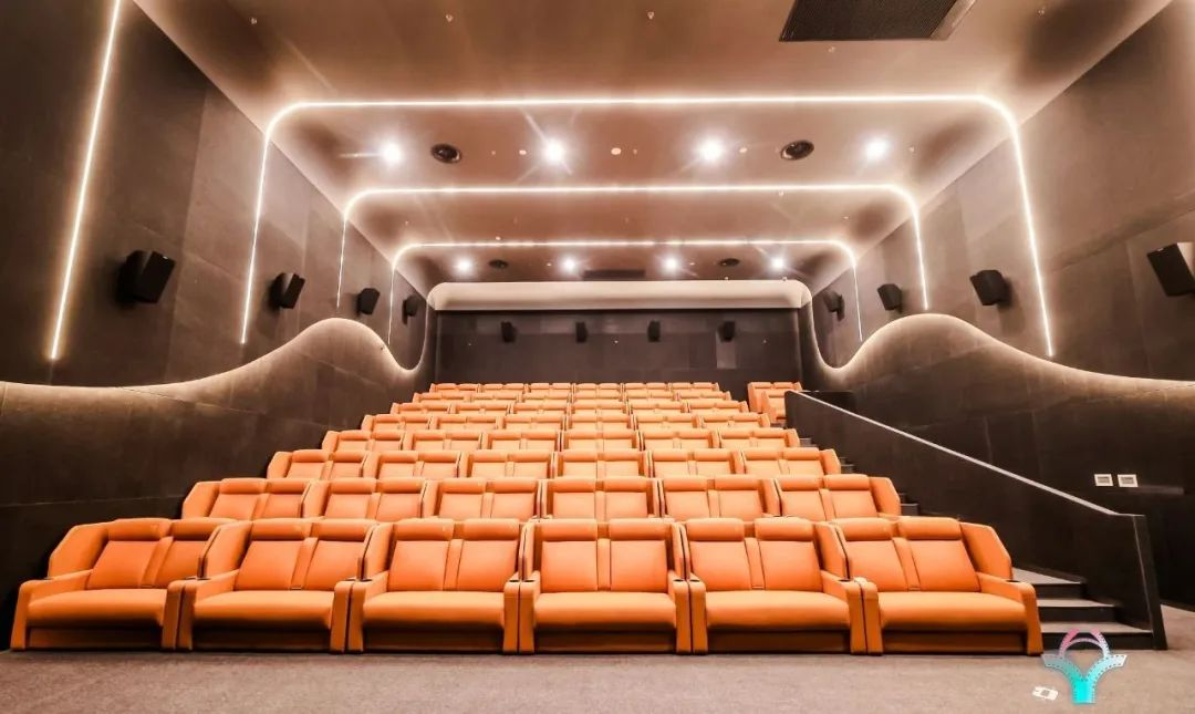 天下首家全高帧 LED 影院—中原c7c7娱乐平台影戏中心正式完工