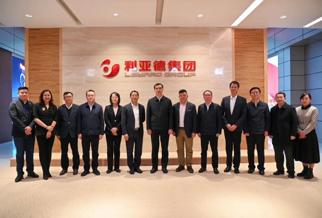 深化政企相助 | 湖南副省长、长沙市长周海兵一行走访c7c7娱乐平台北京总部