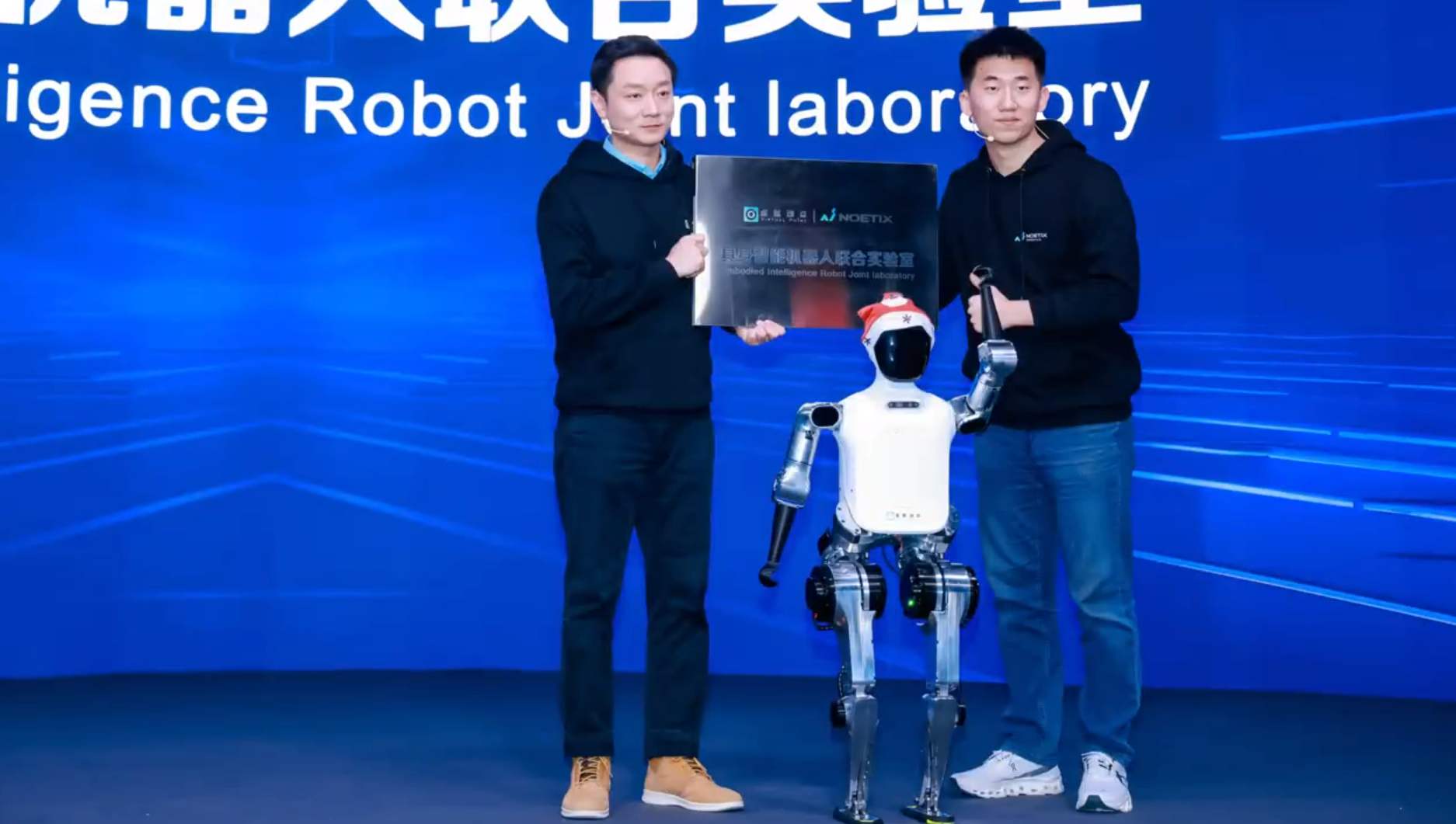 躬身入局具身智能丨c7c7娱乐平台·虚拟动点用空间盘算补齐机械人能力拼图