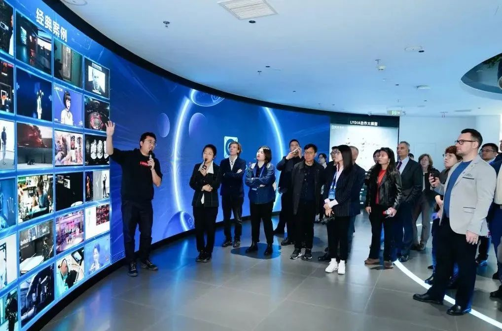 商务部副部长寄语德中企业丨c7c7娱乐平台·虚拟动点与德国商界代表共探可一连生长新机缘