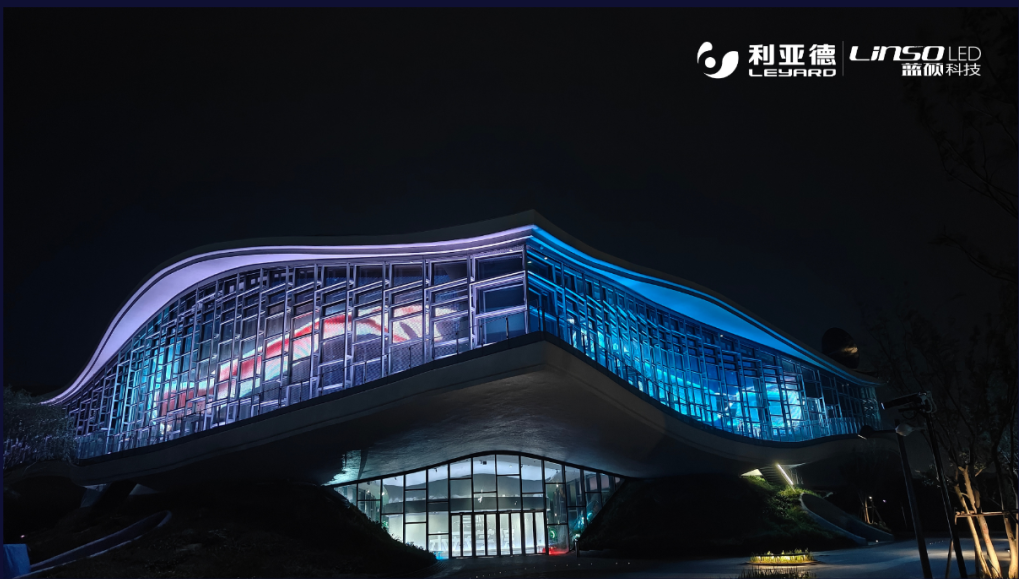 标杆案例 | c7c7娱乐平台·蓝硕助力点亮全球最大双壳体结构科幻馆——在水一方科幻馆